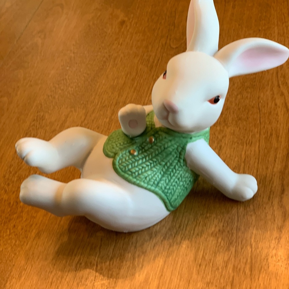 Lenox Happy Bunny figurine
